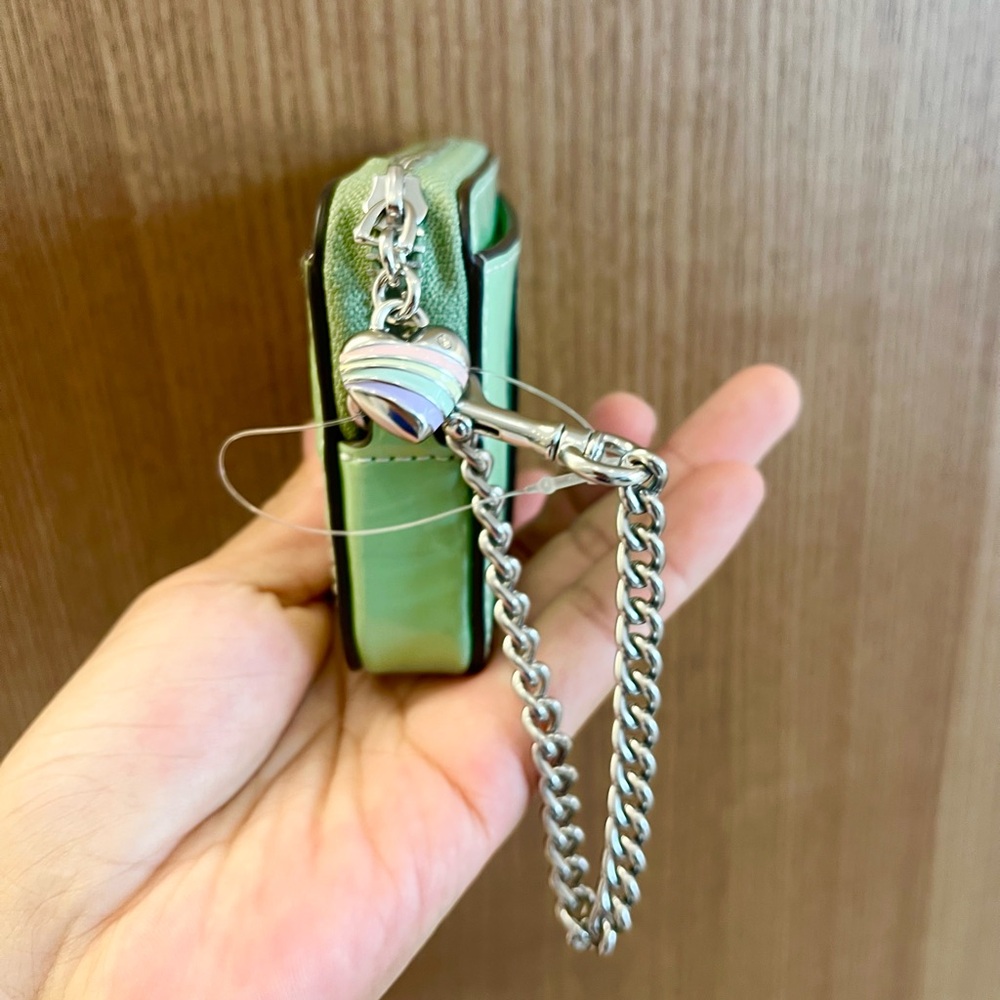 Coach Mint Green Zip Card Case with Chain - Picture 4 of 7